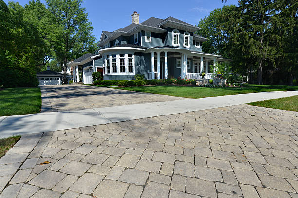 Best Driveway Paving Contractor  in Fort Bragg, CA